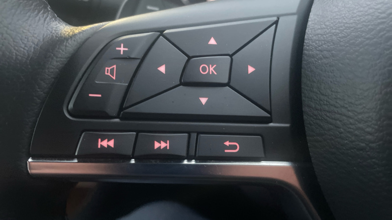 Nissan Juke 1.0 DiG-T 114 Tekna 5dr DCT Petrol Hatchback